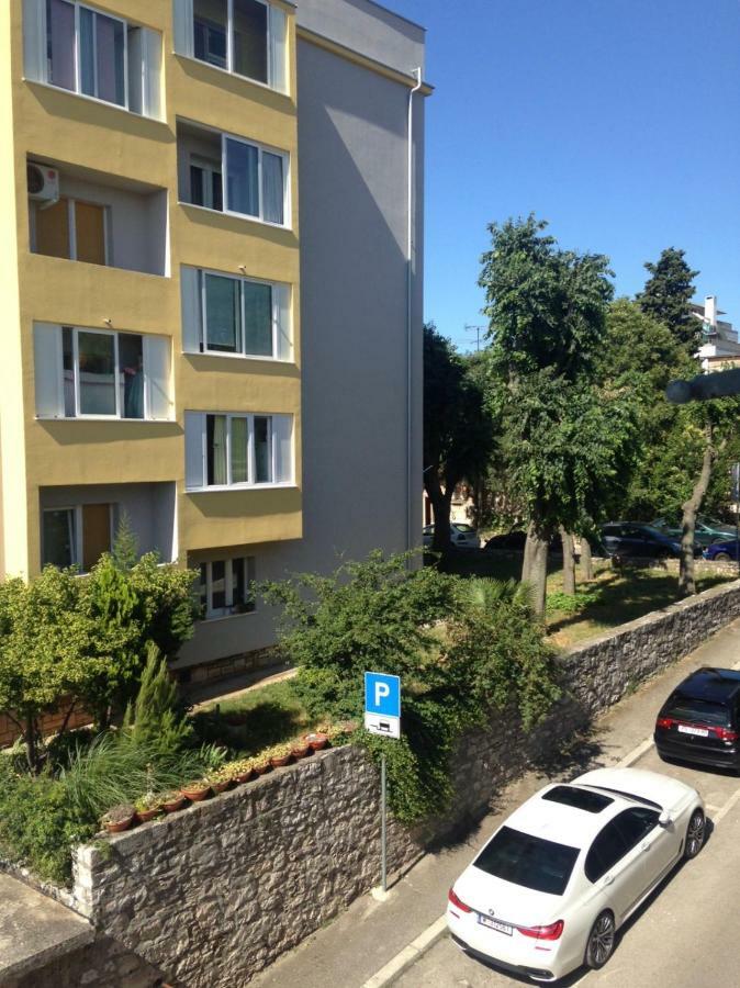 Alloro Boutique Apartment Pula Exterior photo